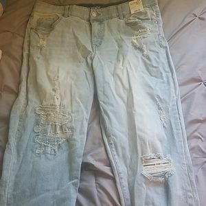 Women's boyfriend jeans